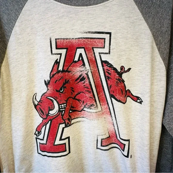 Southern Trend Red and Gray Raglan Sleeve Baseball-Style Arkansas Razorback Top - Picture 1 of 4